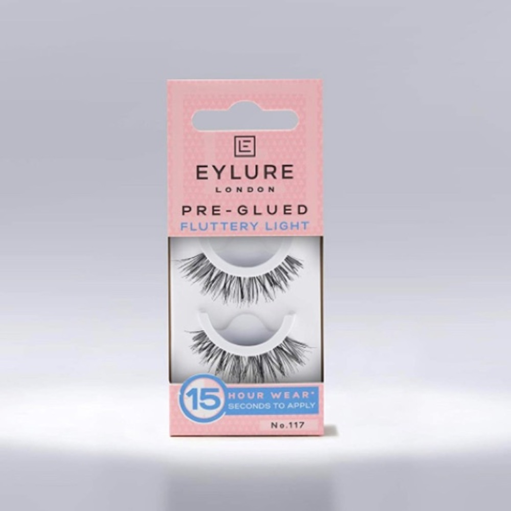 ❤️ 5/$25❤️ Eyelure London Pre-glued FLUTTERY LIGHT